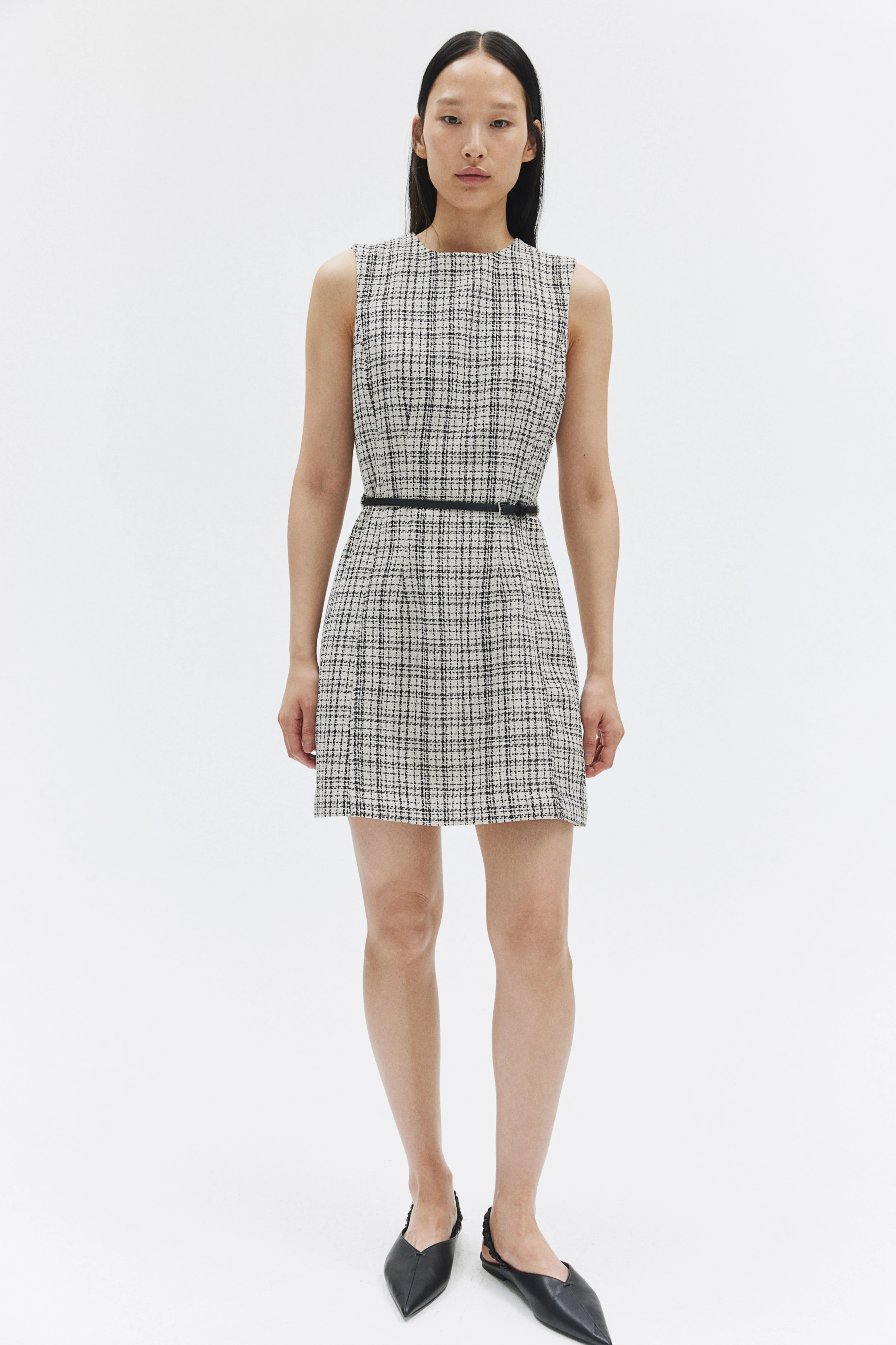 Belted bouclé dress - Round neck - Sleeveless - Light beige/Checked - Ladies | H&M GB