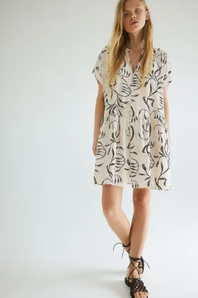 Crinkled tunic dress - V-neck - Short sleeve - Light beige/Patterned - Ladies | H&M GB