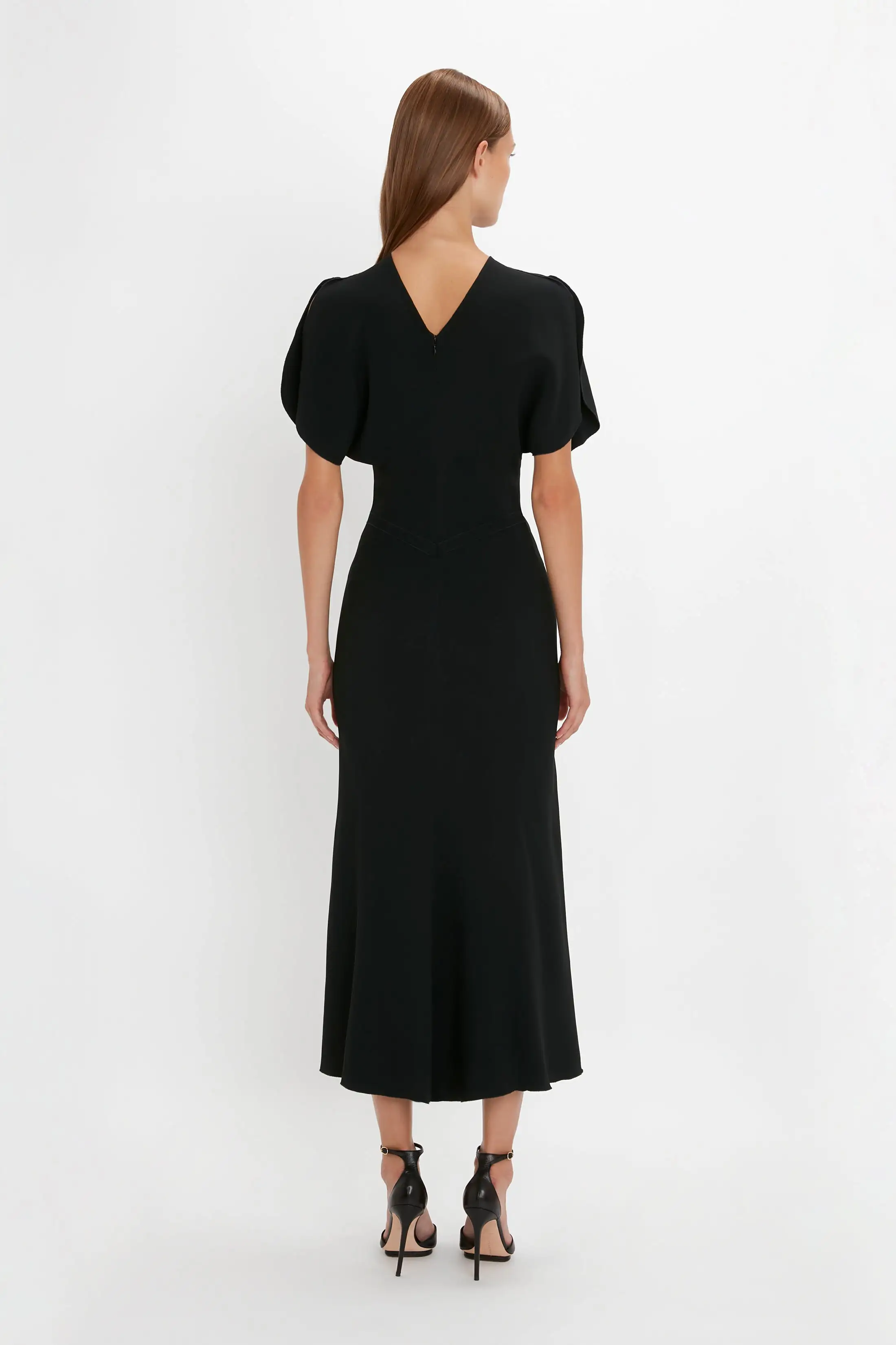 Gathered Waist Midi Dress In Black