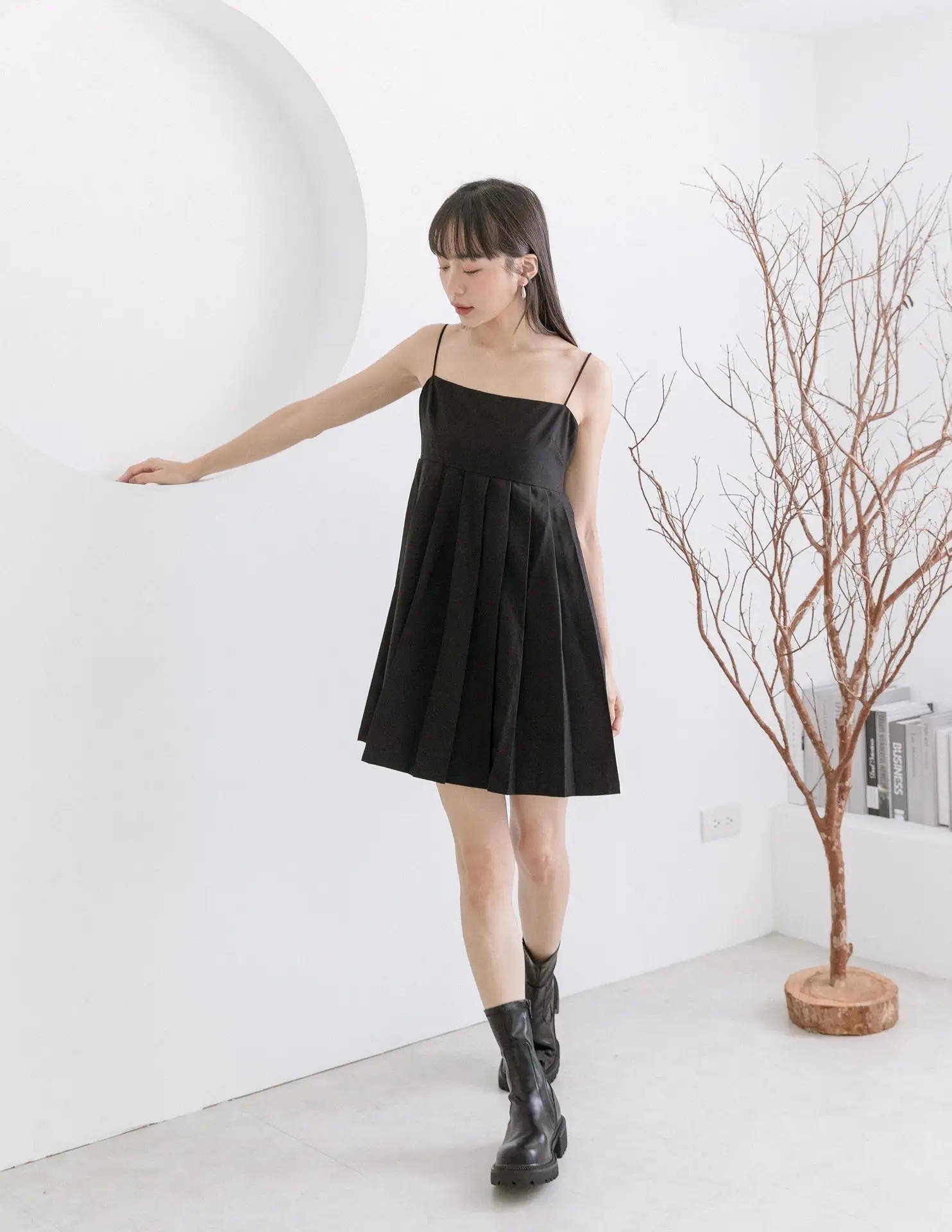 Jacinda Dress in Black