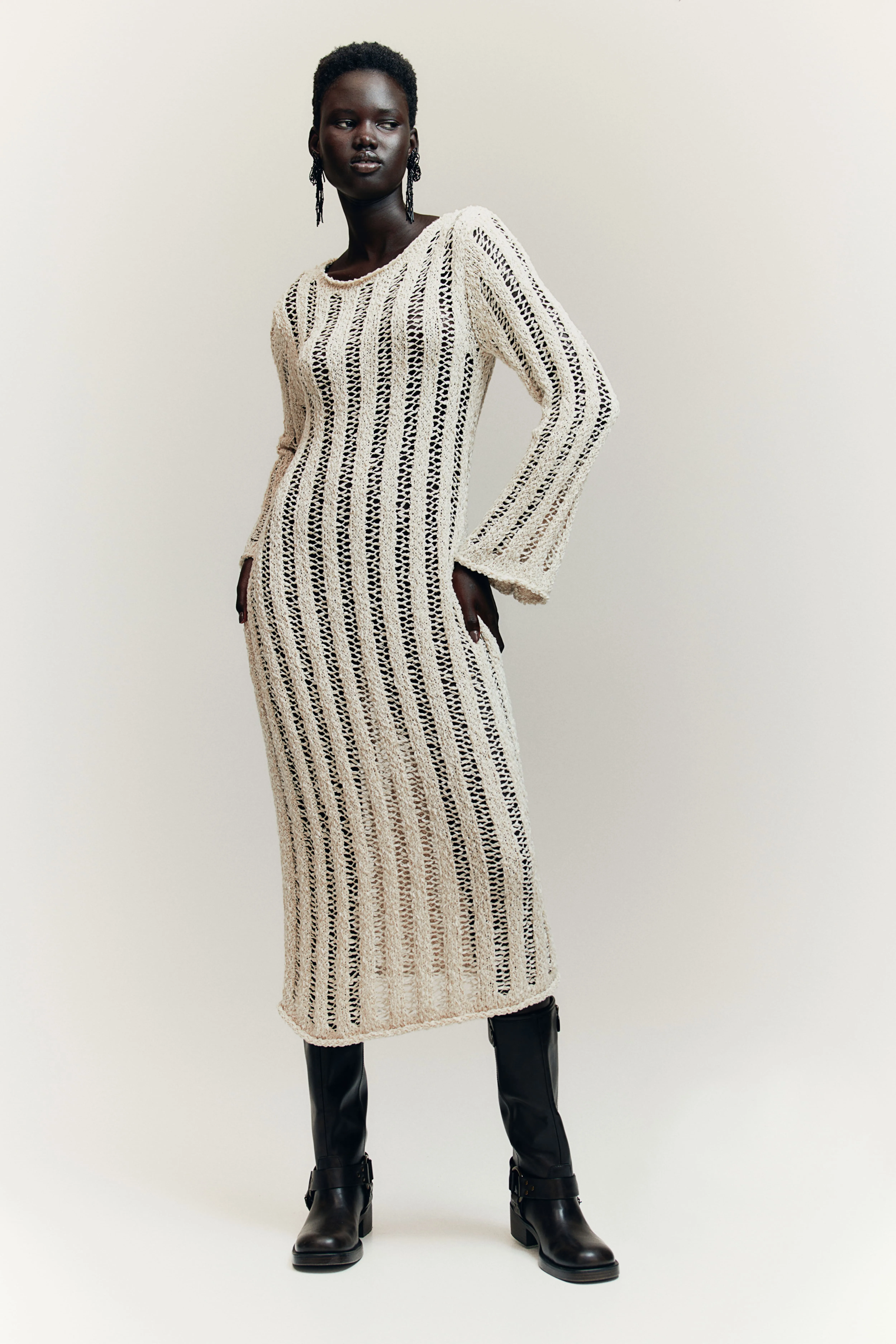 Ladder-stitch-look knitted dress - Round neck - Long sleeve - Light greige - Ladies | H&M GB