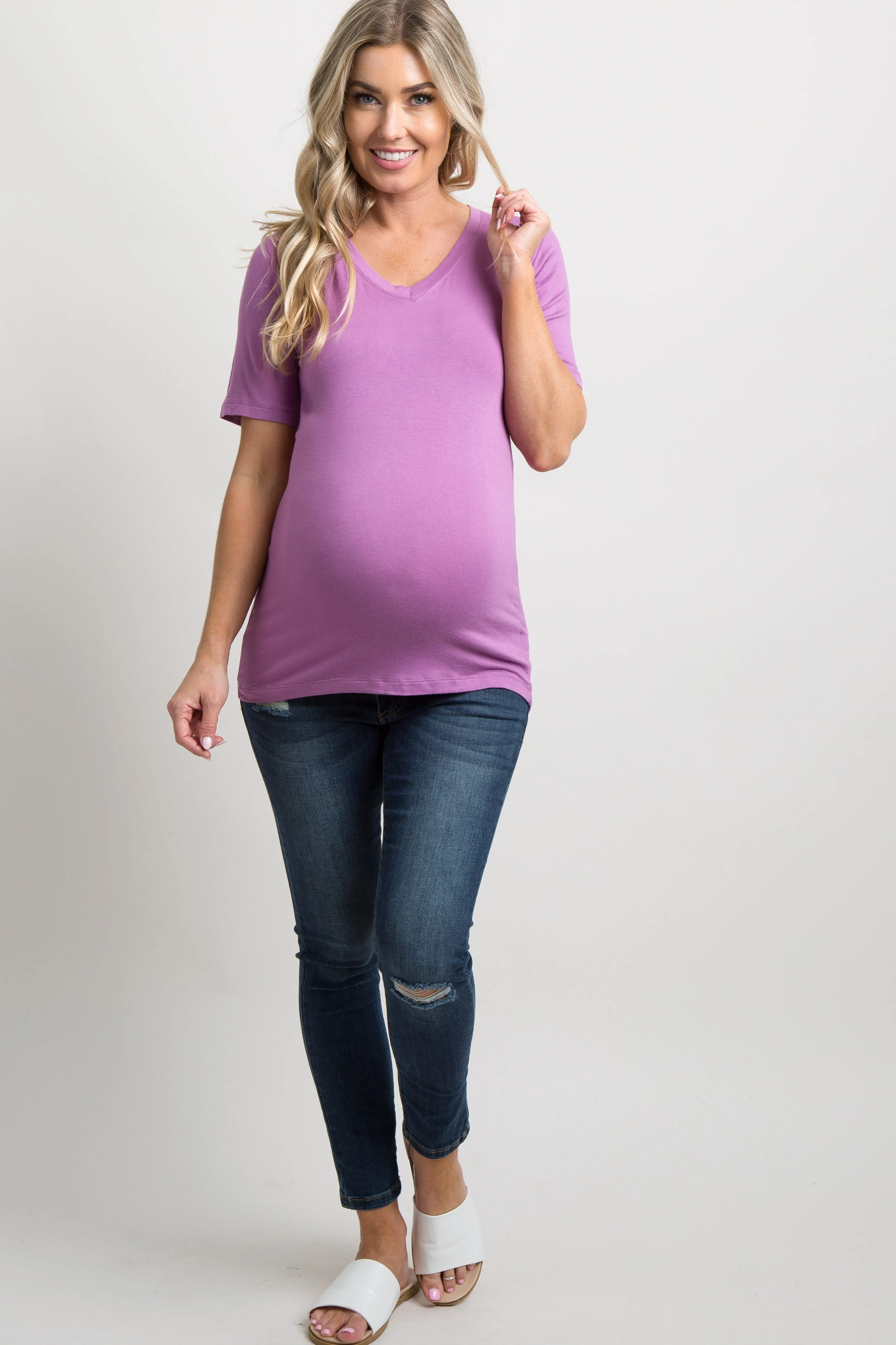 Mauve Basic V-Neck Maternity Top