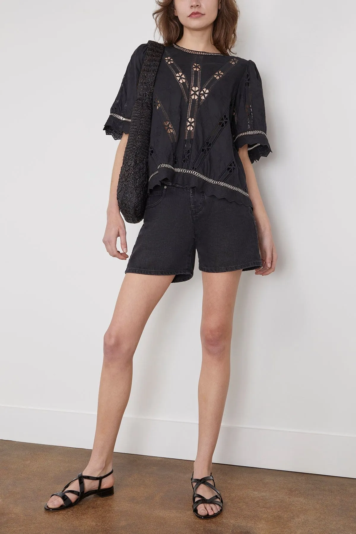 Sharika Embroidery Short Sleeve Top in Black