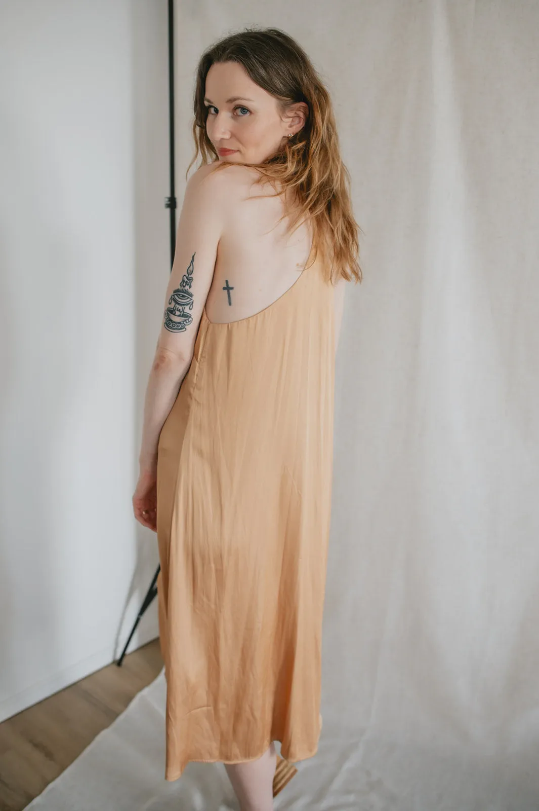 The Juni Satin Slip Dress - Mango